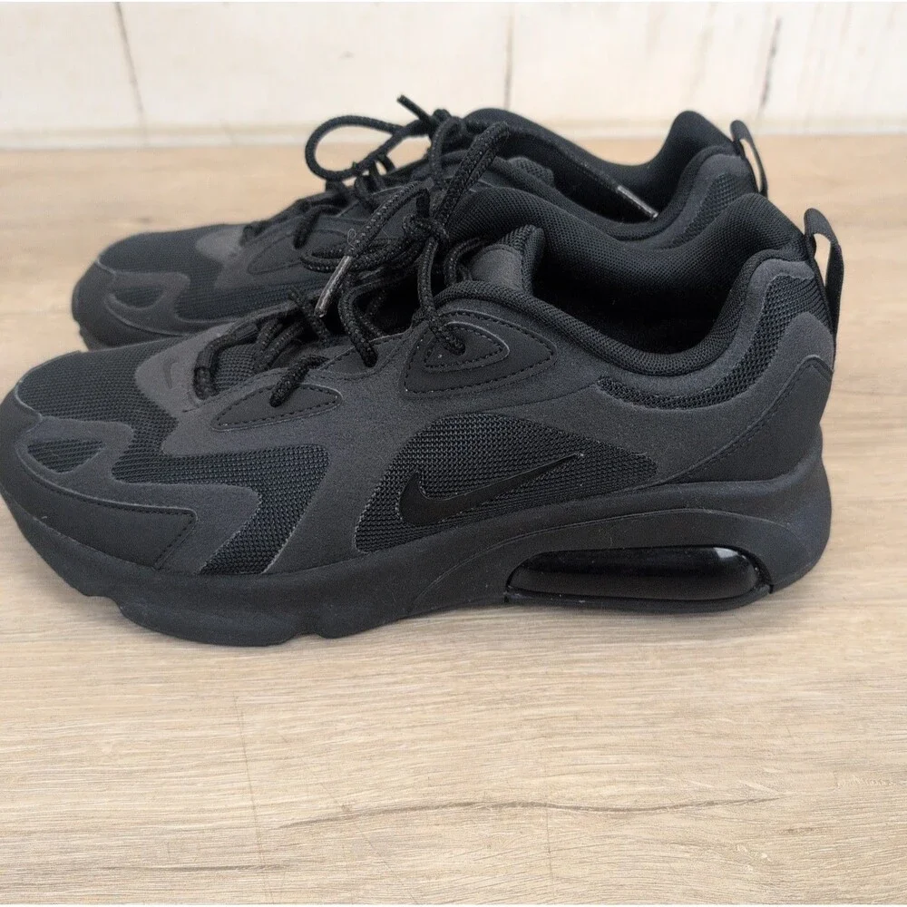 Nike Air Max 200 Sneakers Shoes Men's Size 10 Triple Black  AQ2568-003 - Picture 4 of 9